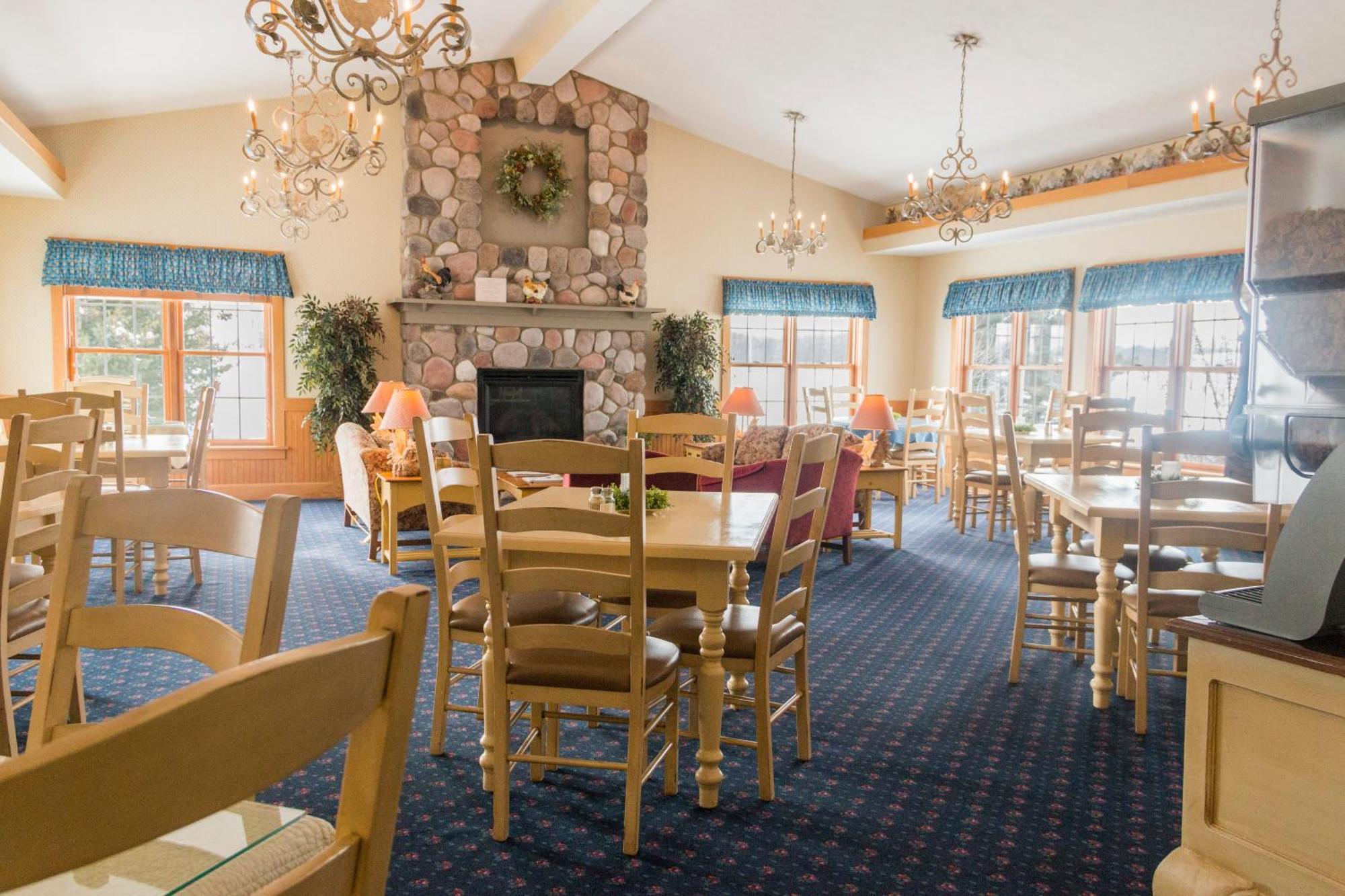 Essenhaus Inn & Conf. Center Middlebury Eksteriør bilde