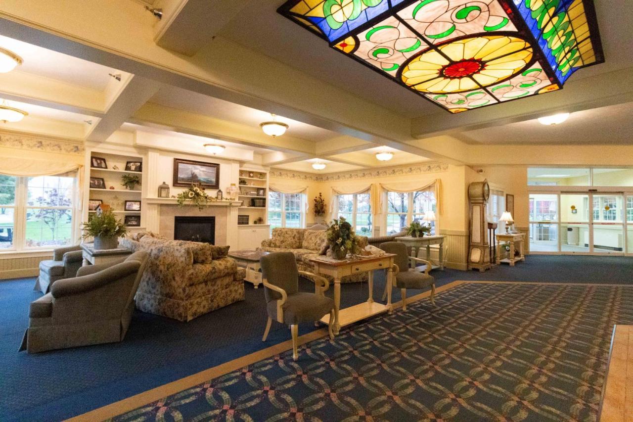 Essenhaus Inn & Conf. Center Middlebury Eksteriør bilde